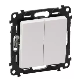   Legrand Valena Life kettős váltókapcsoló (106+6), fehér 752108